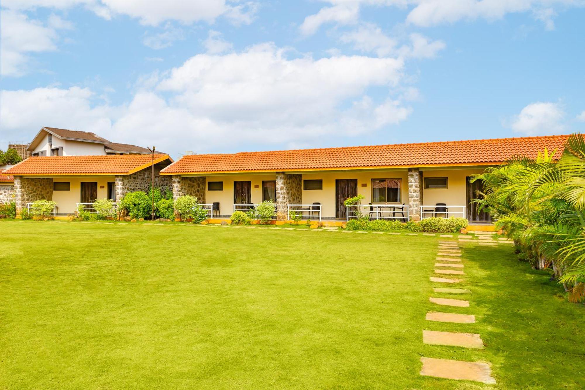 Casa Amora Lonavala Eksteriør billede