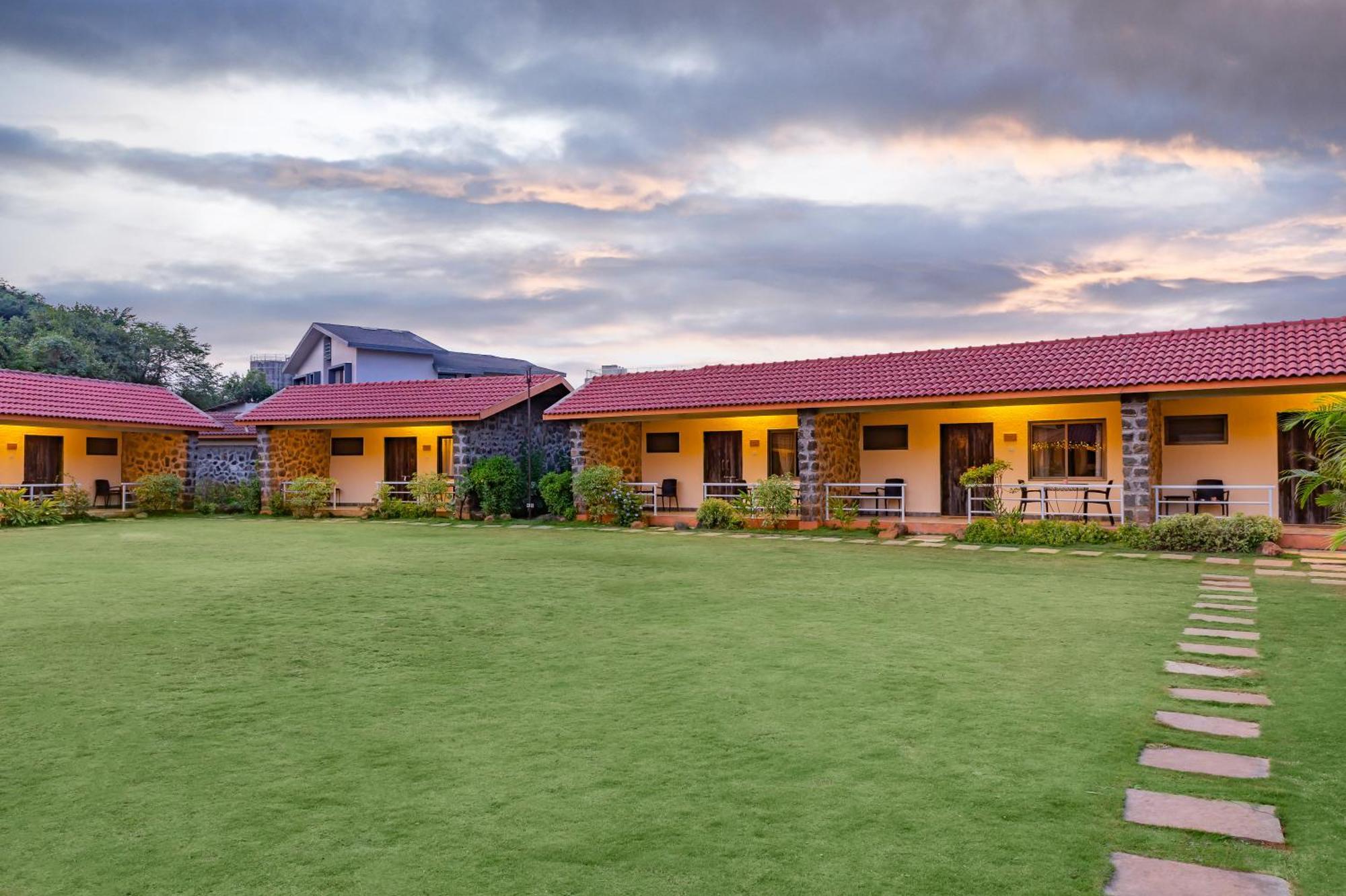 Casa Amora Lonavala Eksteriør billede